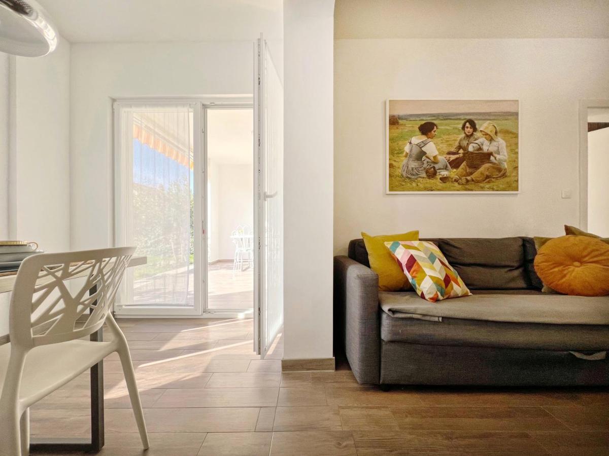 Apartments Teodora Maria Novigrad Istria Eksteriør billede