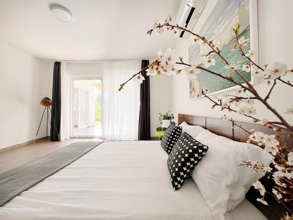 Apartments Teodora Maria Novigrad Istria Eksteriør billede