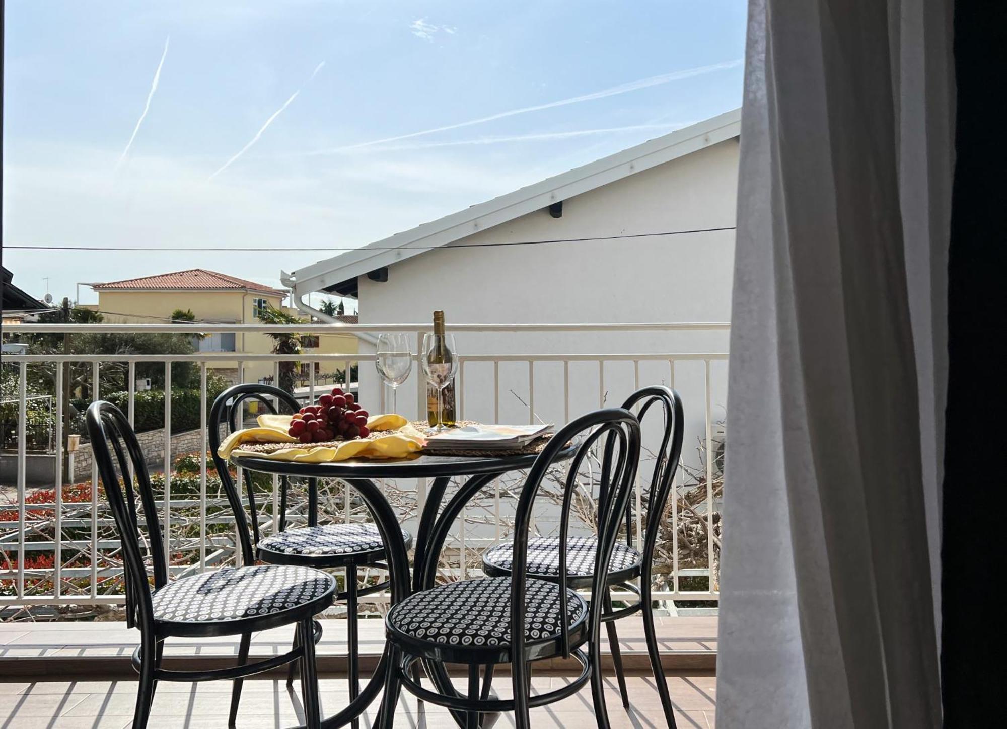 Apartments Teodora Maria Novigrad Istria Eksteriør billede