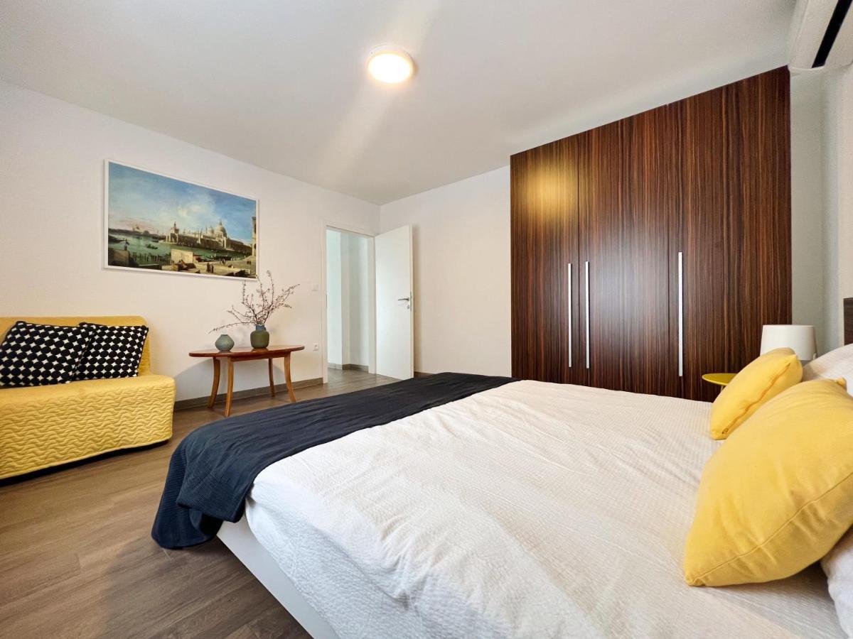 Apartments Teodora Maria Novigrad Istria Eksteriør billede