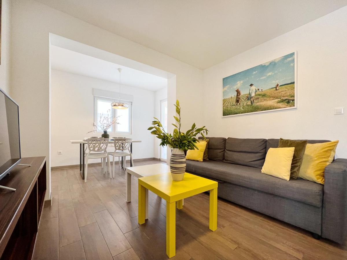 Apartments Teodora Maria Novigrad Istria Eksteriør billede