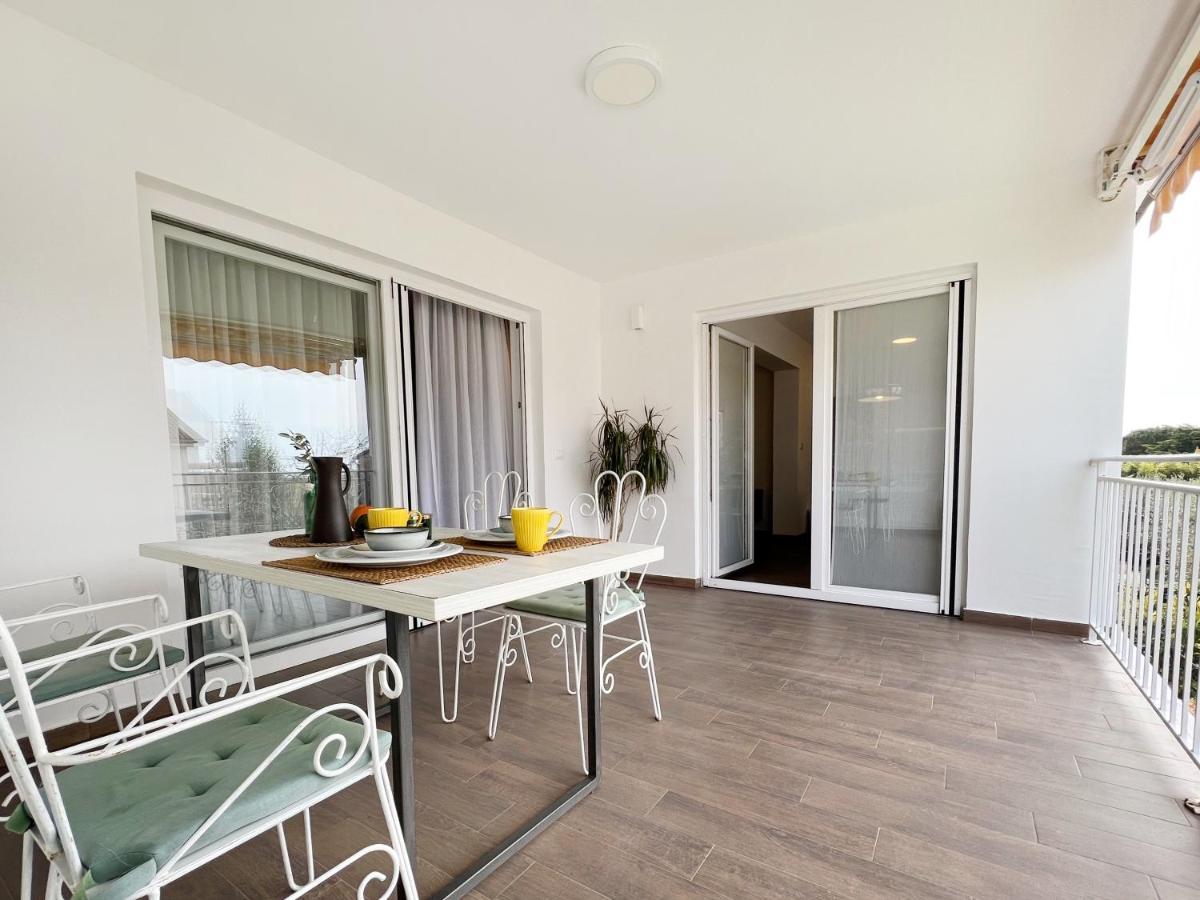 Apartments Teodora Maria Novigrad Istria Eksteriør billede