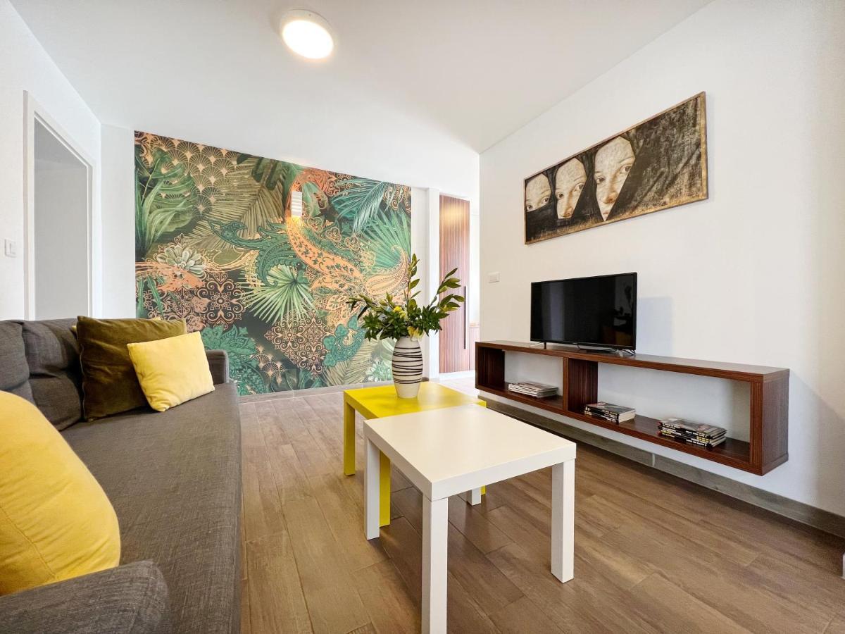 Apartments Teodora Maria Novigrad Istria Eksteriør billede